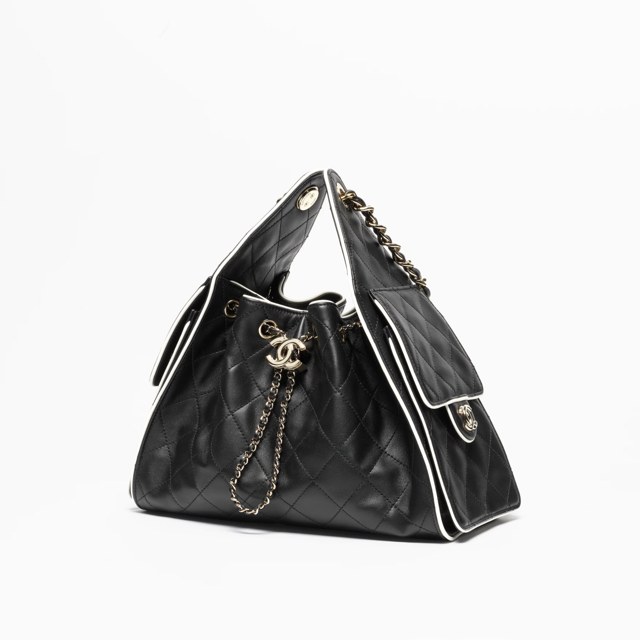 CHANEL 25 Small Handbag