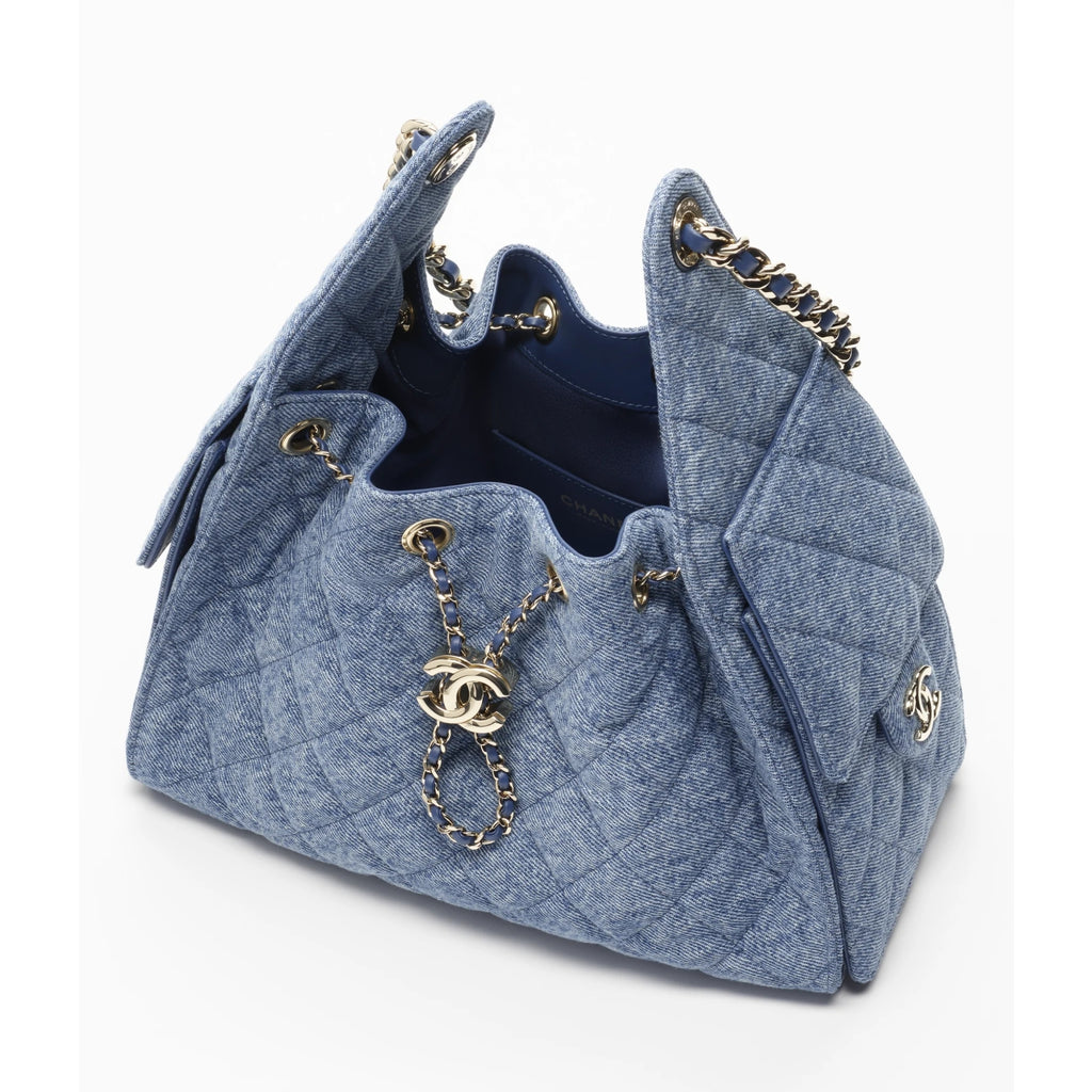 CHANEL 25 Small Handbag