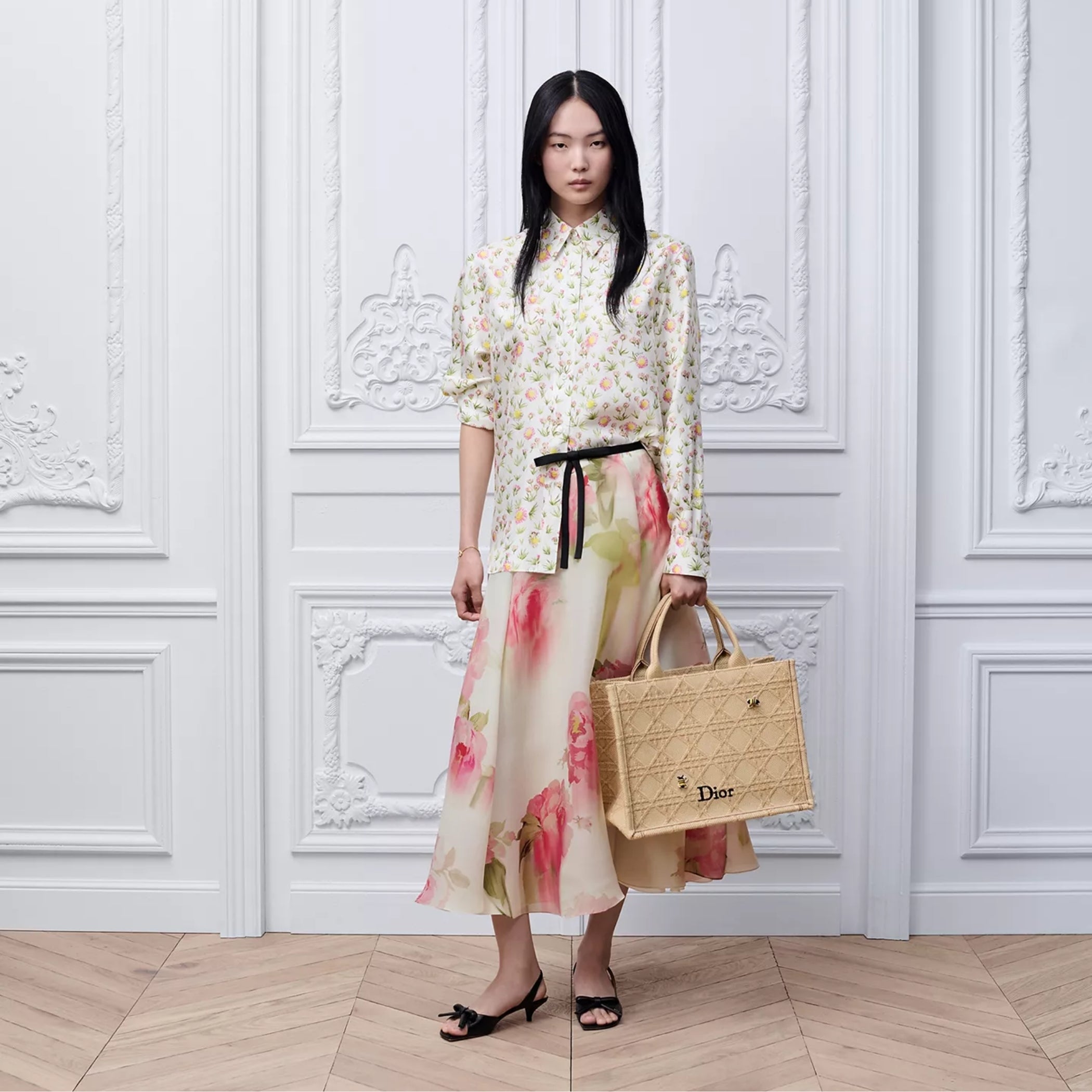 Medium Natural Cannage Raffia-Effect Embroidery