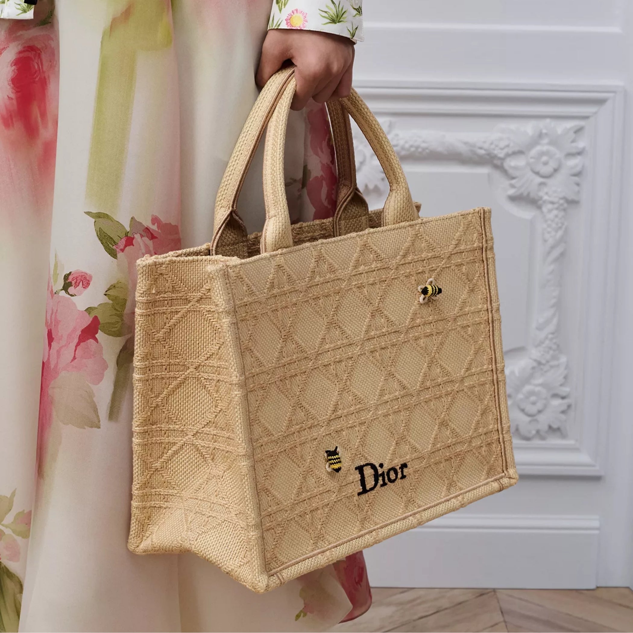 Medium Natural Cannage Raffia-Effect Embroidery
