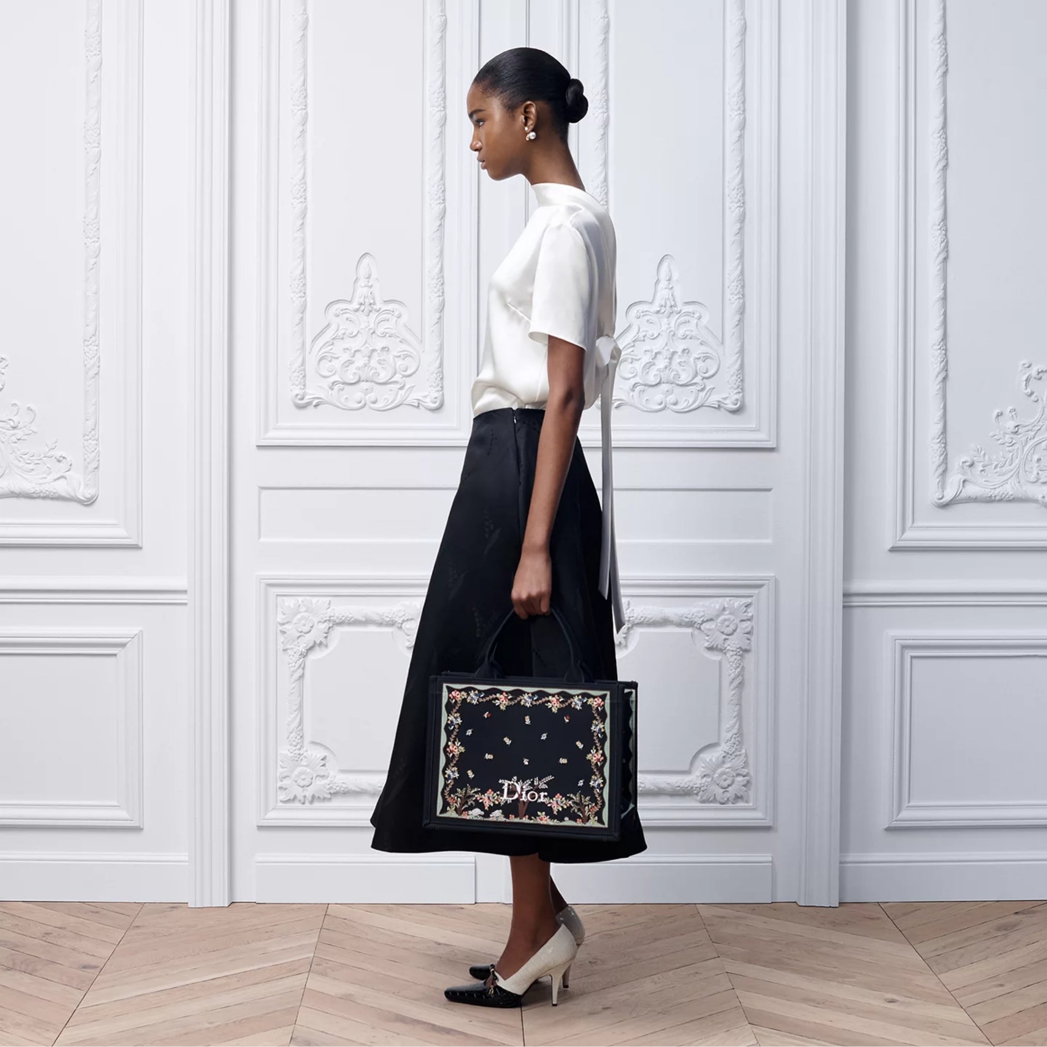 Dioramour Medium Dior Book Tote with Strap