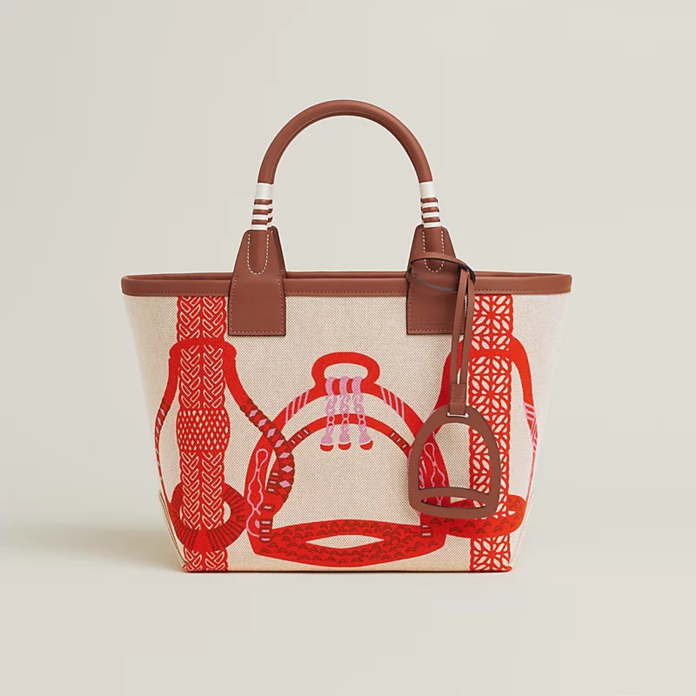 Steeple 25 bag