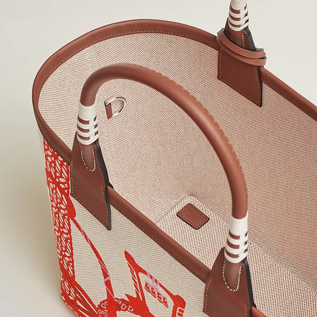 Steeple 25 bag