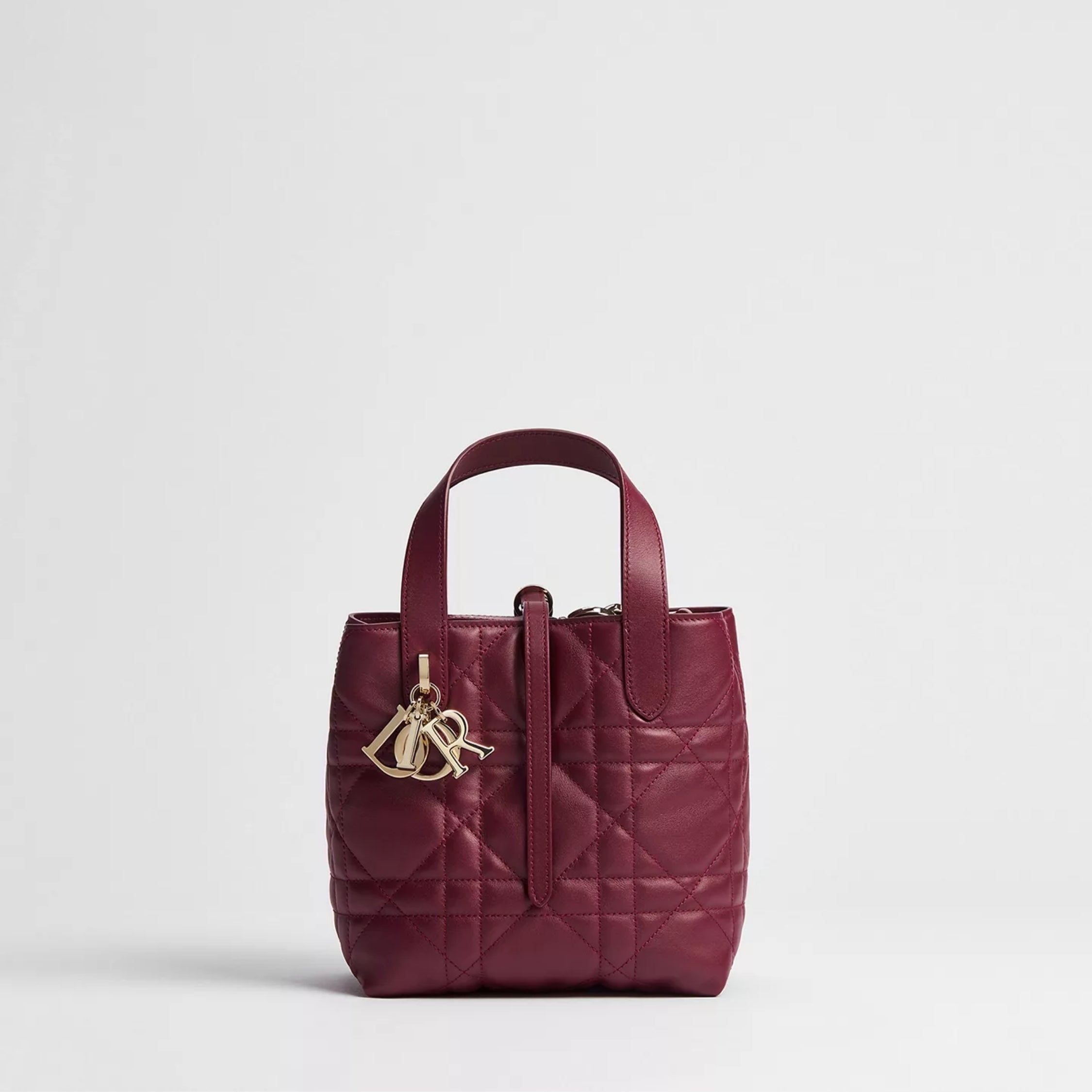 Hermitage Red Macrocannage Calfskin