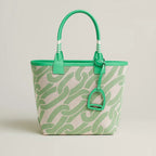 Steeple 28 bag