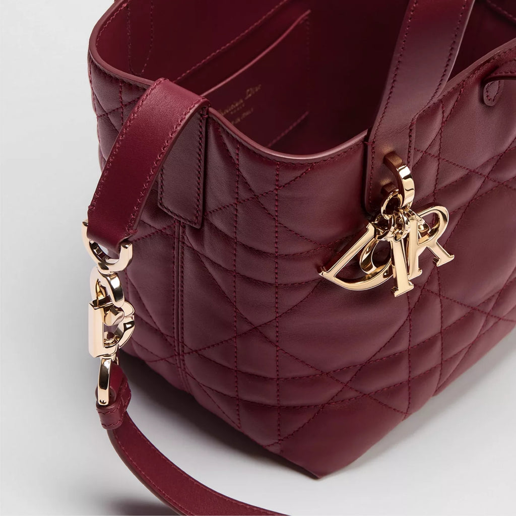 Hermitage Red Macrocannage Calfskin
