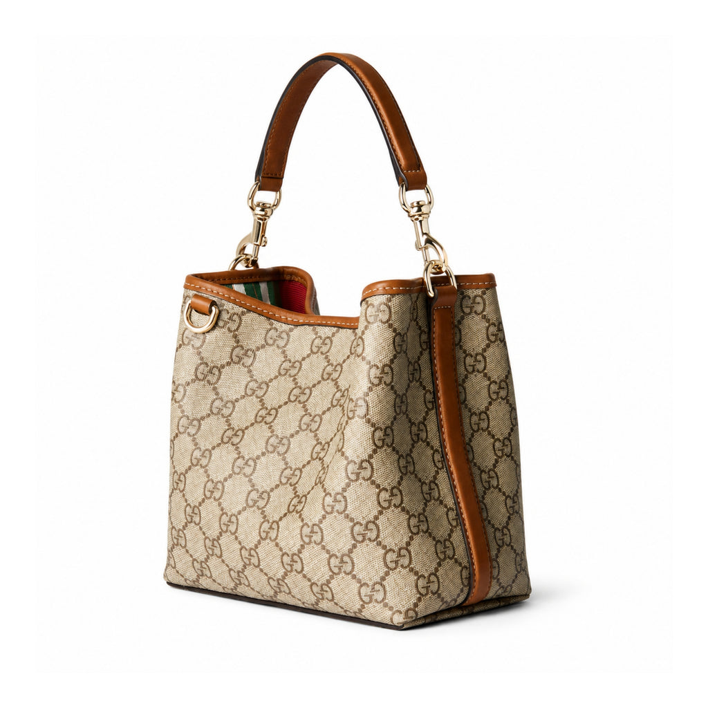 GG Emblem small bucket bag