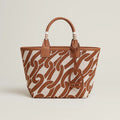 Steeple 25 bag