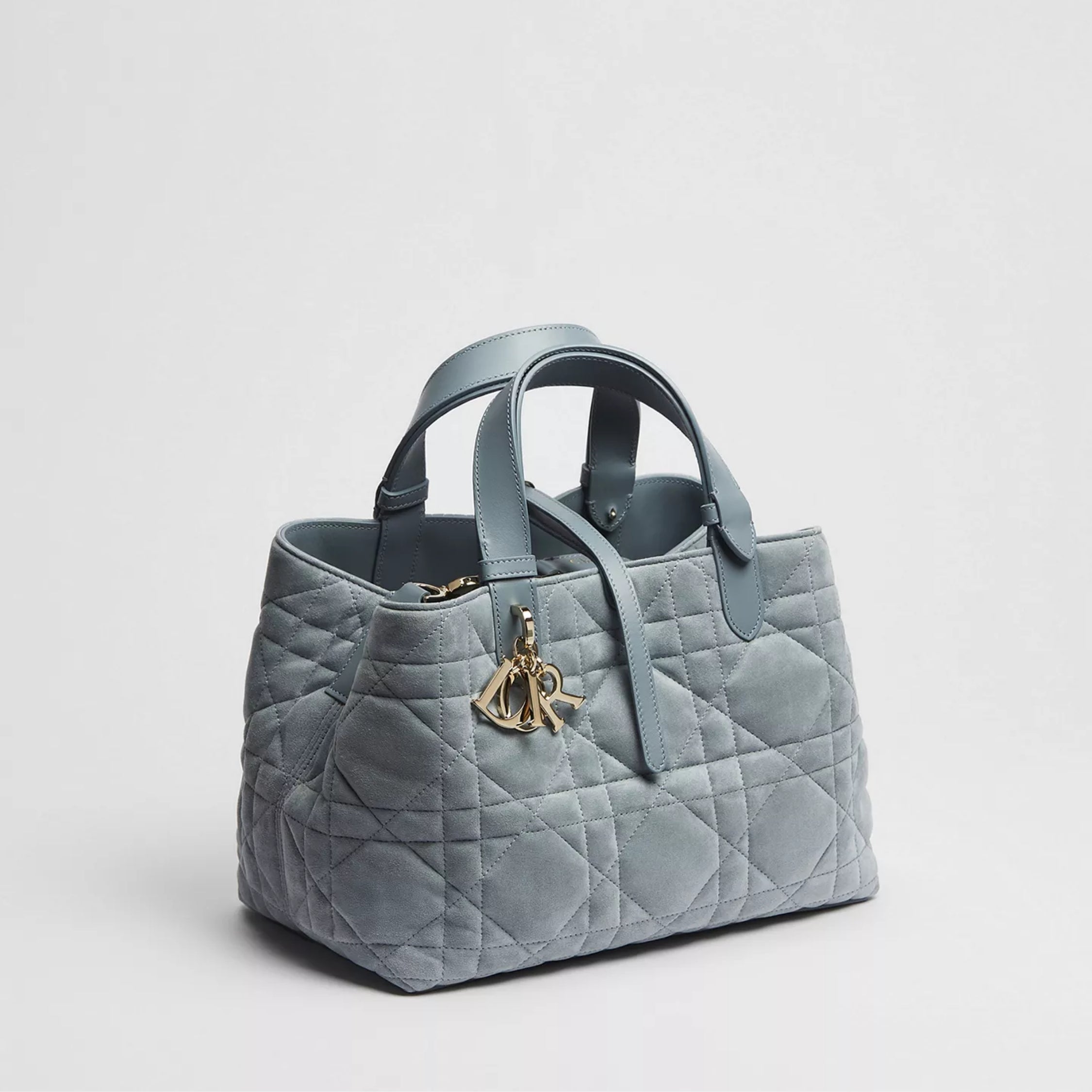 Medium Dior Toujours Bag Sky Blue Macrocannage Suede Goatskin