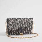 Medium Saddle Pouch with Chain