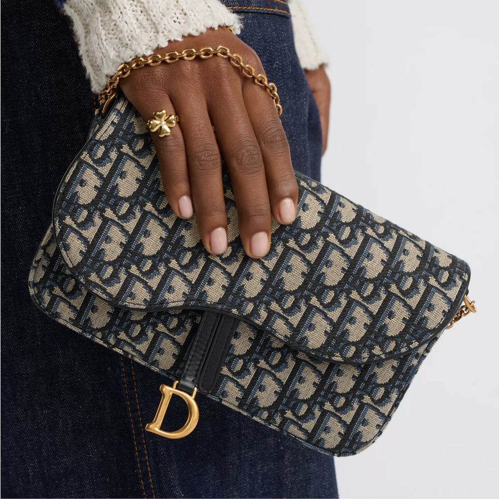 Medium Saddle Pouch with Chain