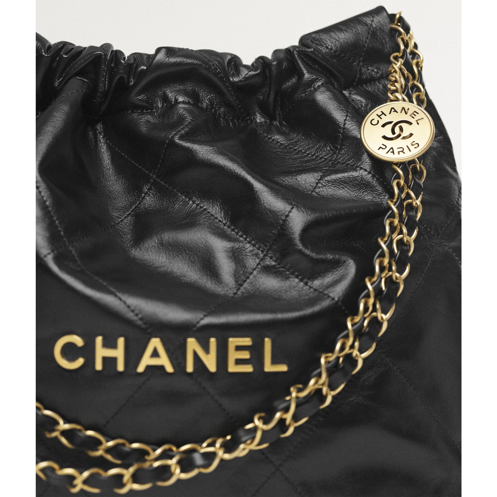 CHANEL 22 Small Handbag
