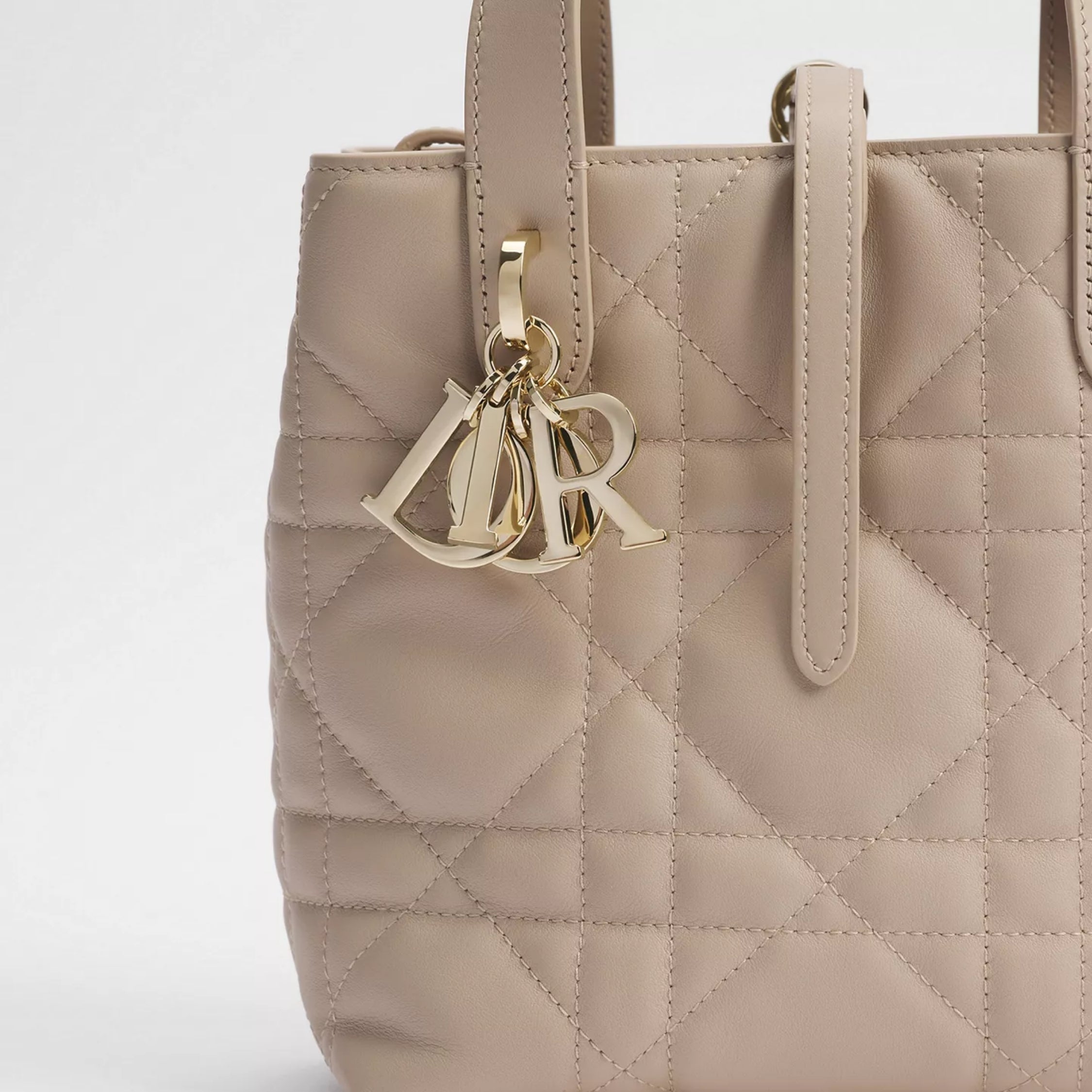 Powder Beige Macrocannage Calfskin