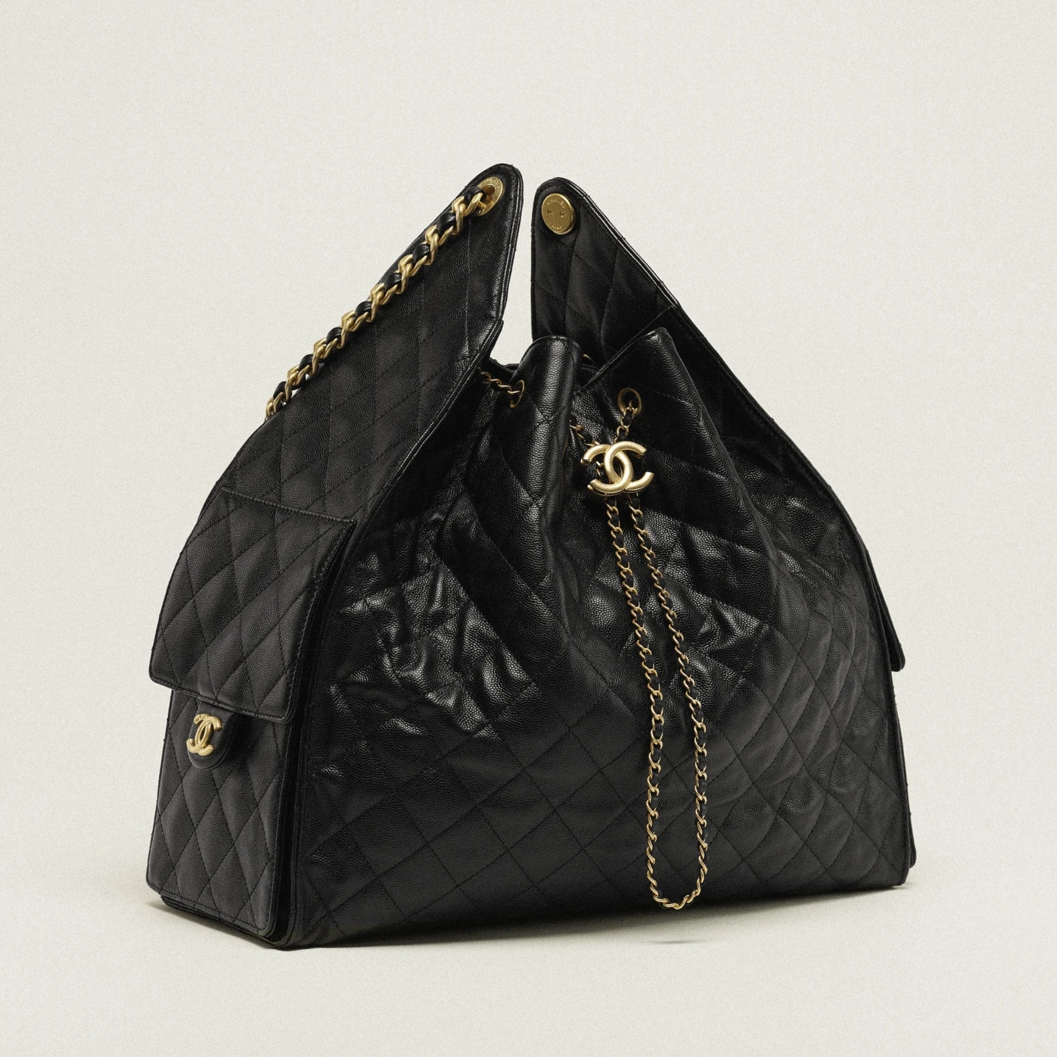 CHANEL 25 Large Handba